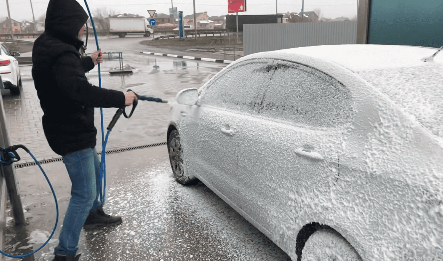 Автомийка високого тиску з піногенератором