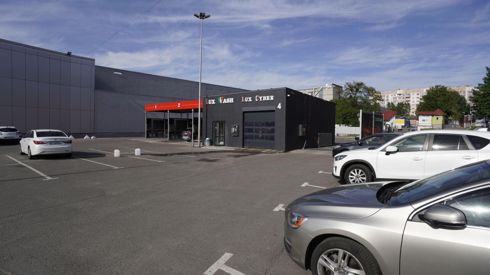 Як створити та розвивати власний високорентабельний бізнес із компанією «LuxWash»