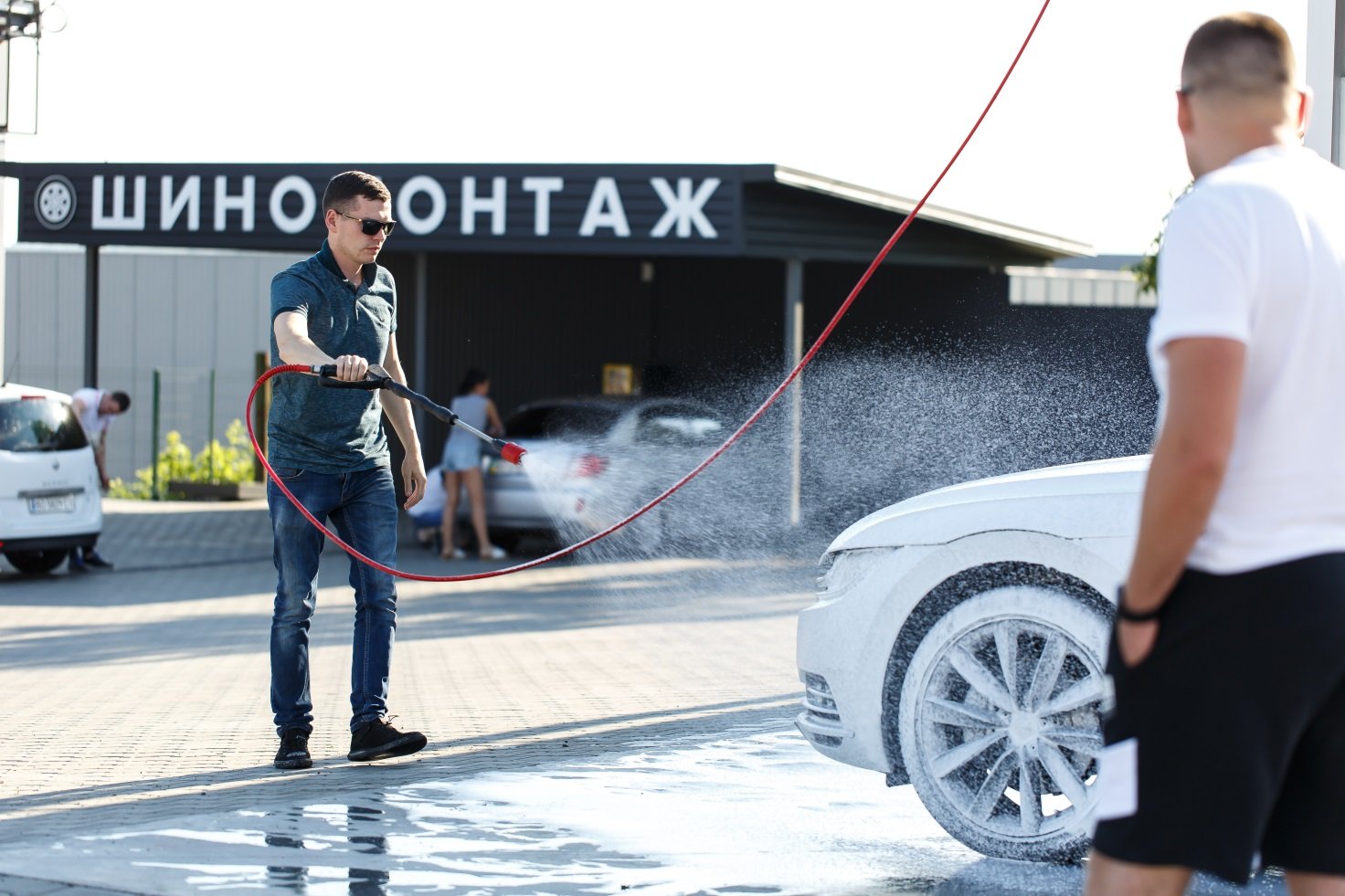 Сколько постов построить на мойке самообслуживания | LuxWash