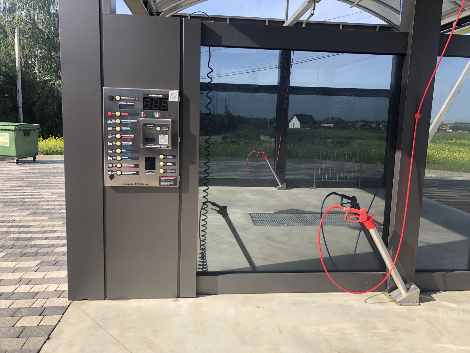 Переносні та стаціонарні автомийки високого тиску: конструктивні особливості, характеристики, призначення, переваги та недоліки